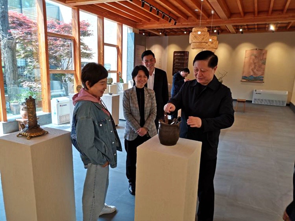 官網(wǎng)2.jpg
